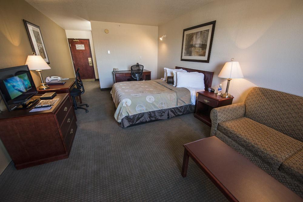 Service Plus Inns And Suites Grande Prairie Luaran gambar