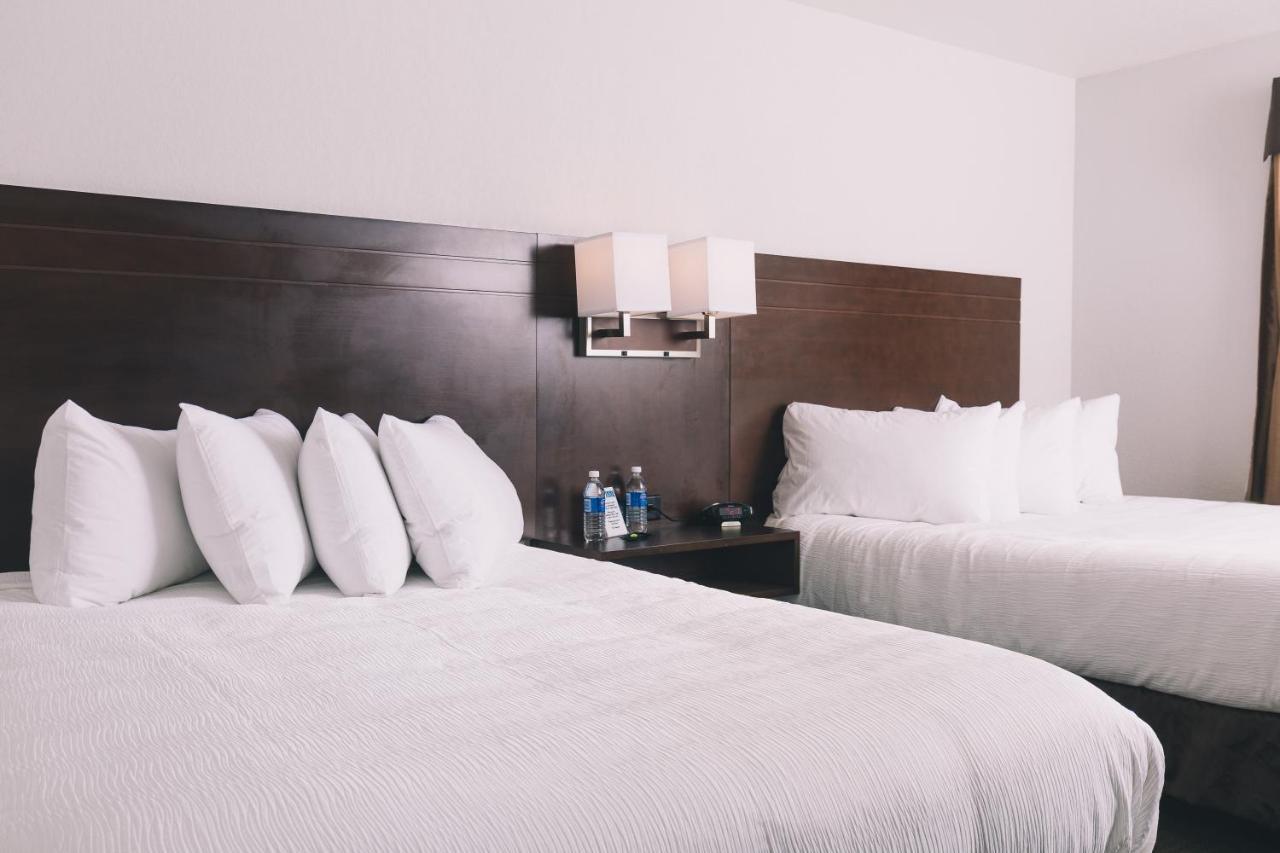 Service Plus Inns And Suites Grande Prairie Luaran gambar