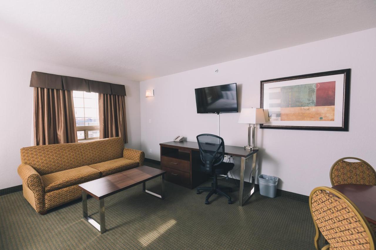 Service Plus Inns And Suites Grande Prairie Luaran gambar