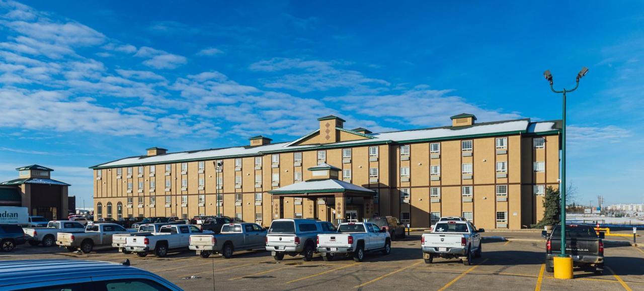 Service Plus Inns And Suites Grande Prairie Luaran gambar